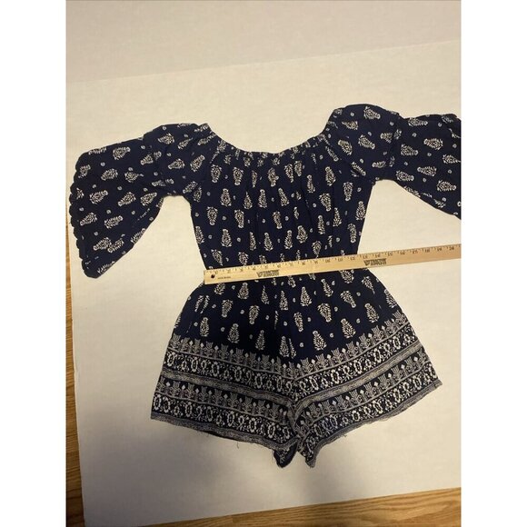 Angie Womens Romper Blue Floral Bell Scalloped Sleeves Size M Shorts Jumpsuit - Picture 11 of 12